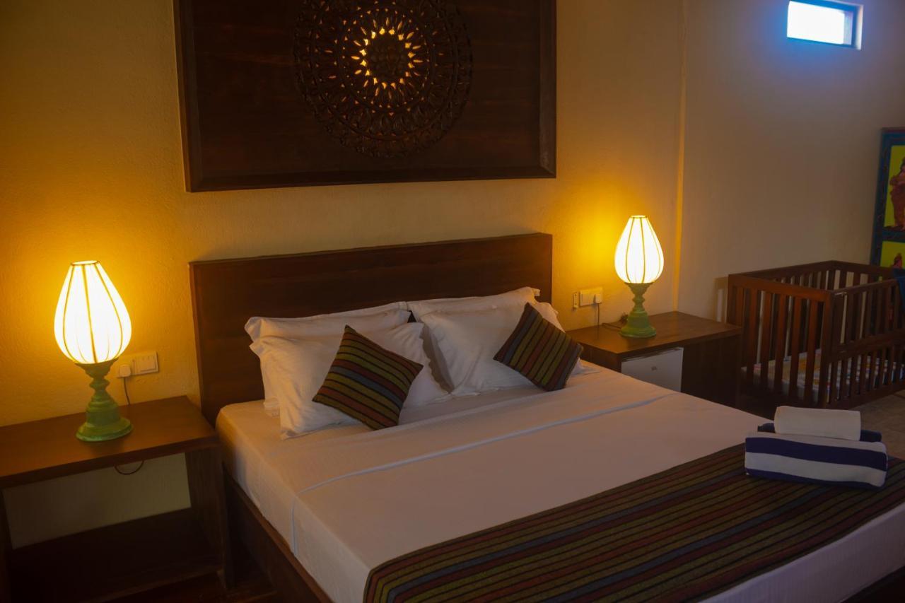 Guru Beach Resort แทนกาลเล ภายนอก รูปภาพ